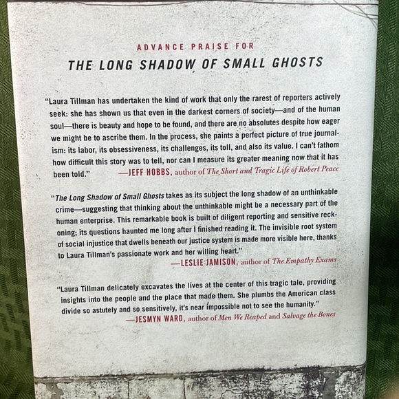 The Long Shadow of Small Ghosts Laura Tillman Hardback book - Picture 4 of 7